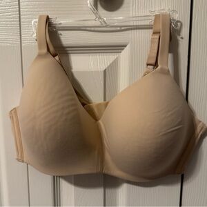 Wacoal Cream Seamless Bra